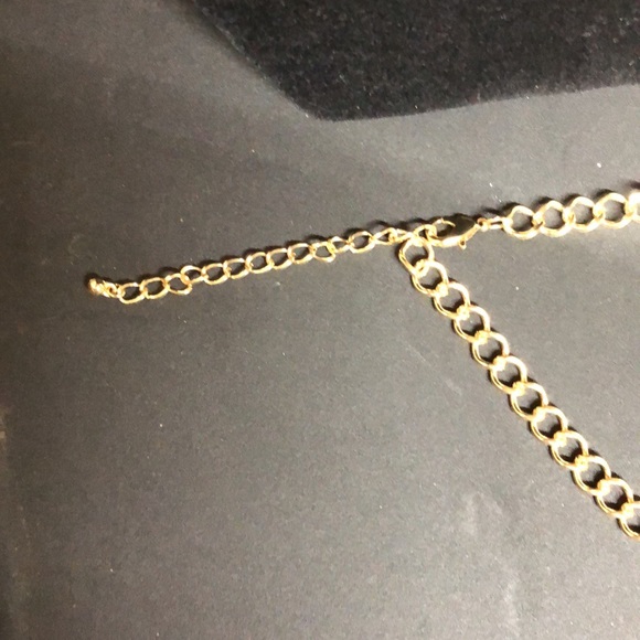 Goldtone necklace - Picture 3 of 3